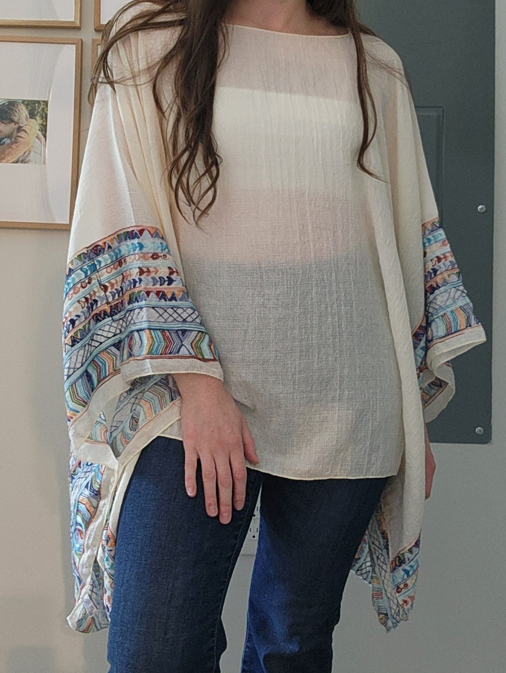 Cream Bohemian Embroidered Kimono Shawl